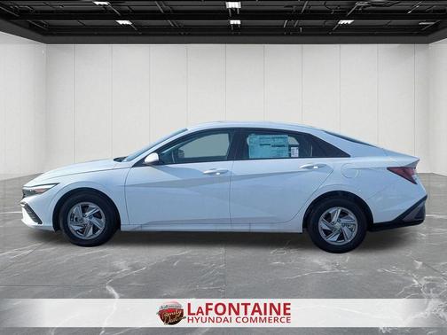 White 2026 Hyundai ELANTRA SE