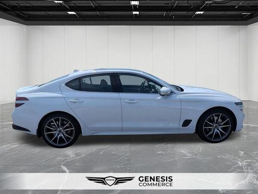 Uyuni White 2026 Genesis GV70 2.5T Advanced