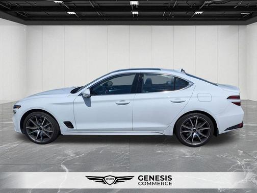 Uyuni White 2026 Genesis GV70 2.5T Advanced