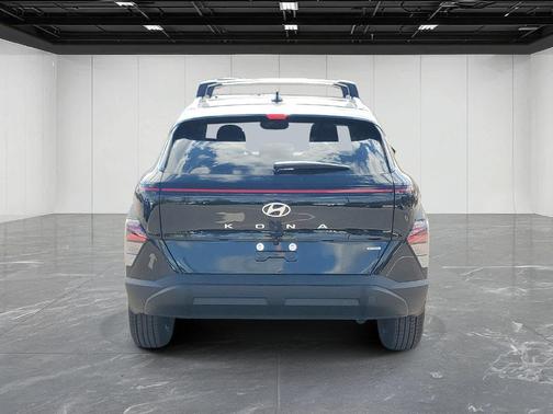 Abyss Black Pearl 2027 Hyundai KONA SEL
