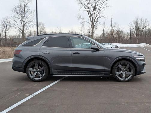 2023 Genesis GV70 2.5T