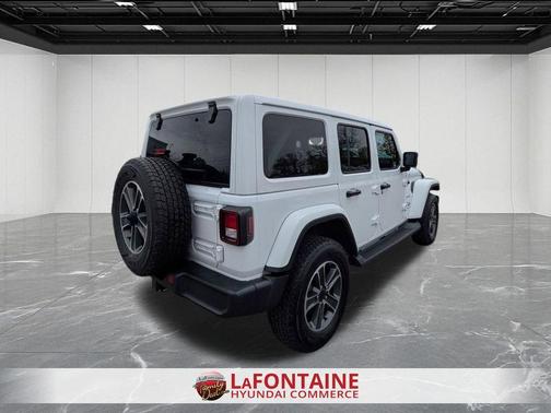 Bright White Clearcoat 2023 Jeep Wrangler Sahara