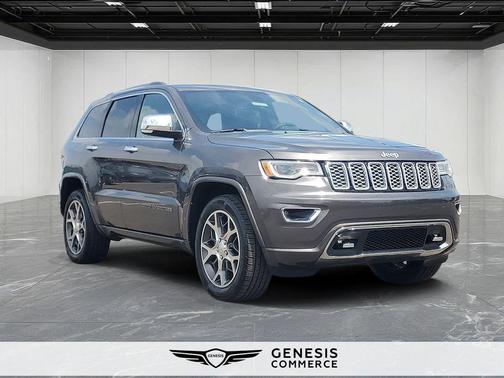 Crystal Metallic 2019 Jeep Grand Cherokee Overland