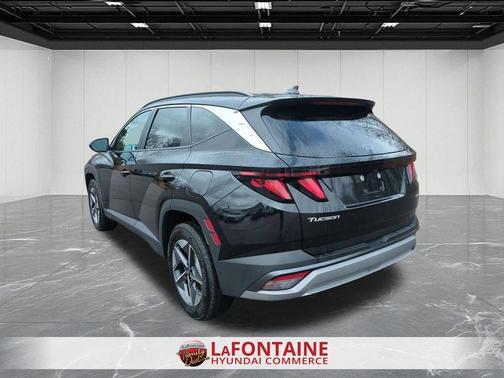 Phantom Black 2025 Hyundai TUCSON SEL