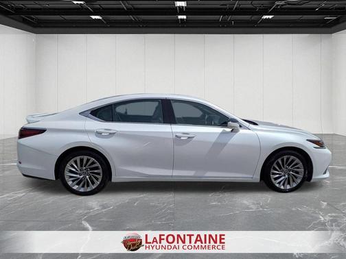 Eminent White Pearl 2021 Lexus ES 350 Luxury