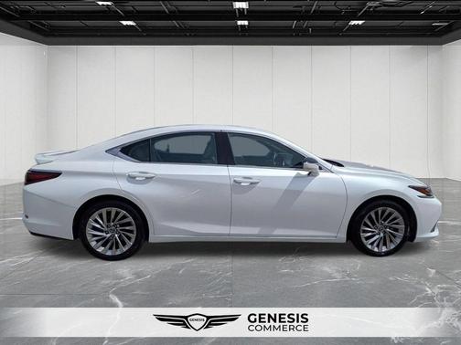 Eminent White Pearl 2021 Lexus ES 350 Luxury