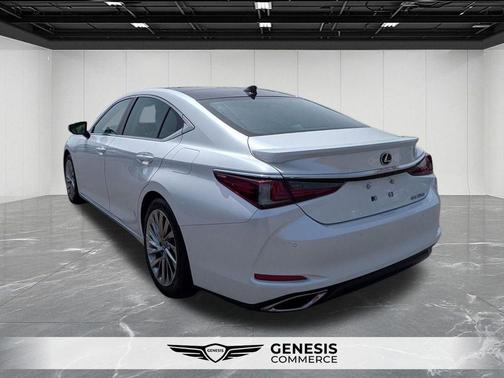 Eminent White Pearl 2021 Lexus ES 350 Luxury