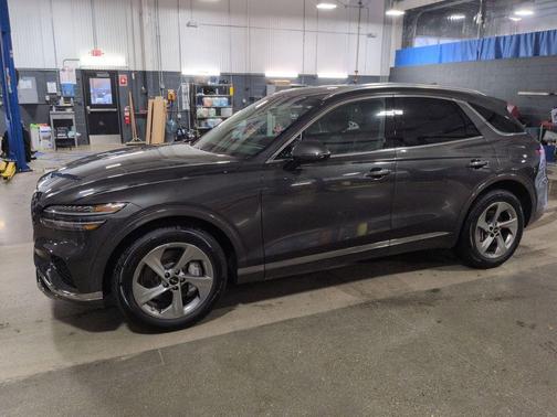 Makalu Gray 2026 Genesis GV70 2.5T