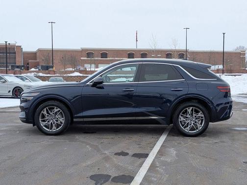 2025 Genesis GV70 2.5T