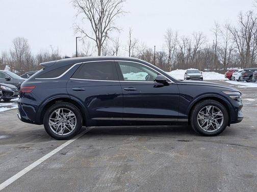 2025 Genesis GV70 2.5T