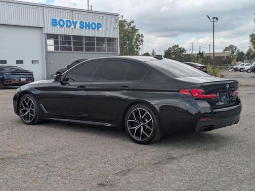 2022 BMW M550 i xDrive