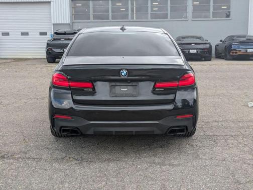 2022 BMW M550 i xDrive
