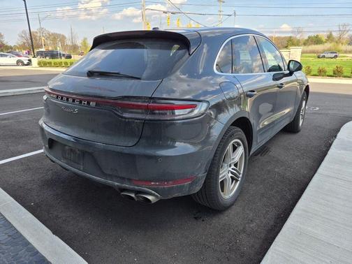 Gray 2021 Porsche Macan S