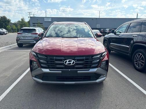 Red 2025 Hyundai TUCSON SEL