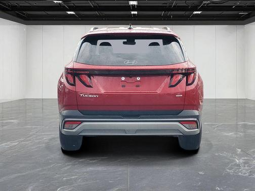 Red 2025 Hyundai TUCSON SEL