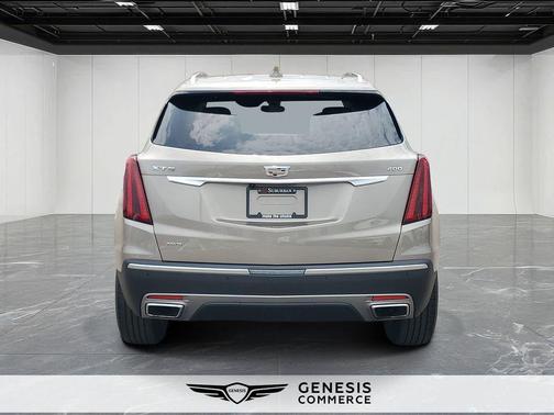 Latte 2023 Cadillac XT5 Premium Luxury