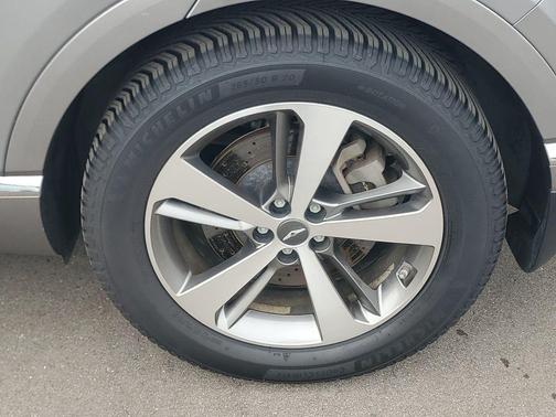 Savile Silver 2021 Genesis GV80 3.5T