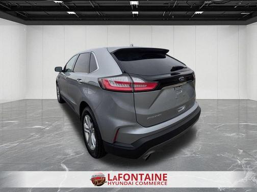 Silver Metallic 2020 Ford Edge SEL