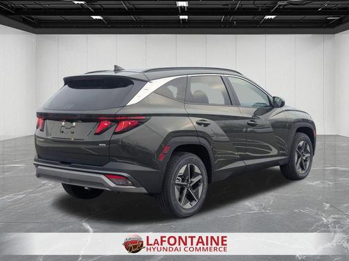 Green 2026 Hyundai TUCSON SEL