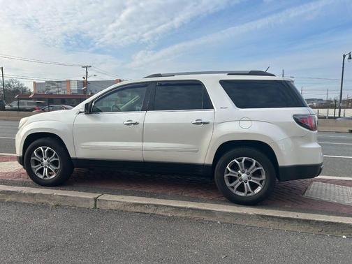 2013 GMC Acadia SLT-2