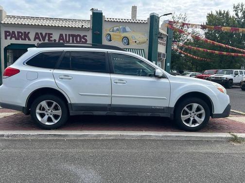 Satin White Pearl 2014 Subaru Outback 2.5i Limited
