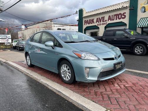 2013 Toyota Prius Plug-in Advanced