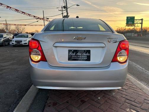 2015 Chevrolet Sonic LS