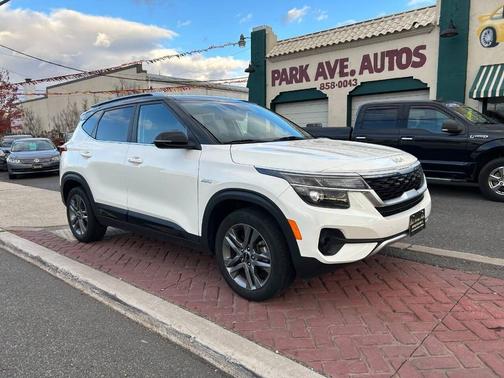 2022 Kia Seltos S AWD 4dr SUV