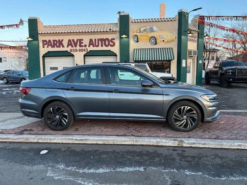 2019 Volkswagen Jetta 1.4T SEL Premium