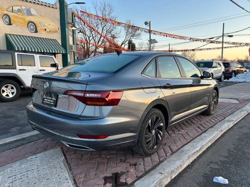 2019 Volkswagen Jetta 1.4T SEL Premium