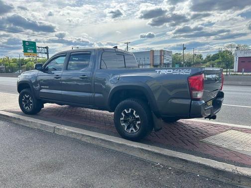 Magnetic Gray Metallic 2017 Toyota Tacoma TRD Off Road