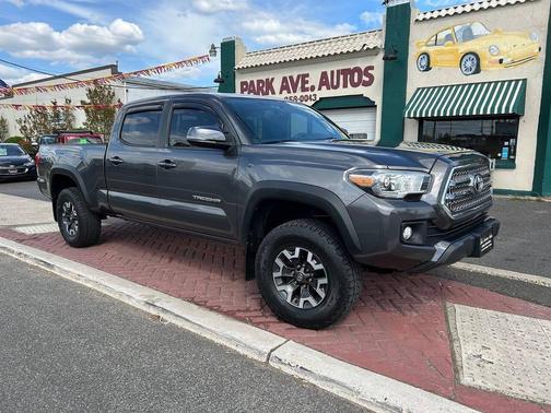 Magnetic Gray Metallic 2017 Toyota Tacoma TRD Off Road