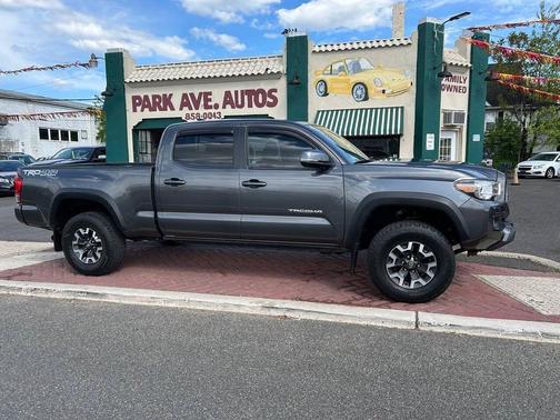 Magnetic Gray Metallic 2017 Toyota Tacoma TRD Off Road