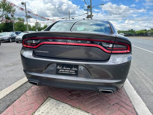 2015 Dodge Charger SE