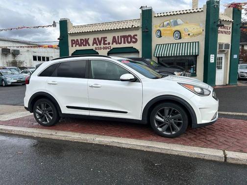 2017 Kia Niro Touring