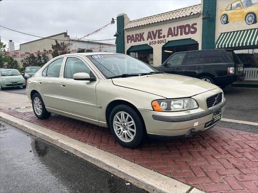2005 Volvo S60 2.4