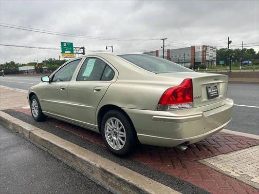 2005 Volvo S60 2.4