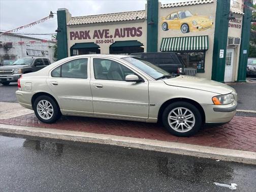 2005 Volvo S60 2.4