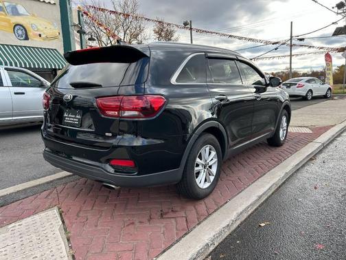 2019 Kia Sorento LX