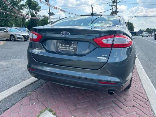 2015 Ford Fusion SE