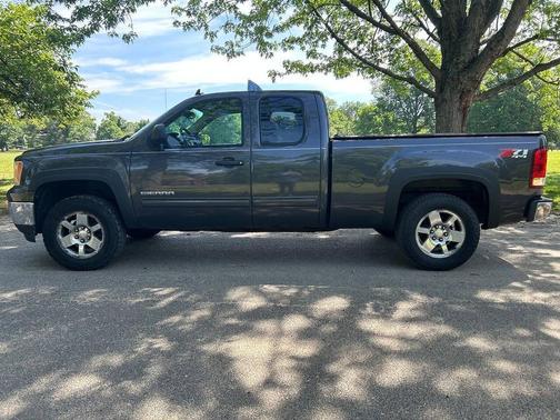 Gray Green Metallic 2011 GMC Sierra 1500 SLE