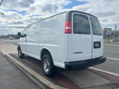 2018 Chevrolet Express 2500 Work Van