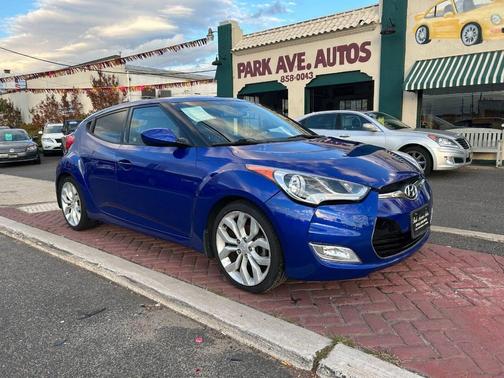 2013 Hyundai Veloster Base