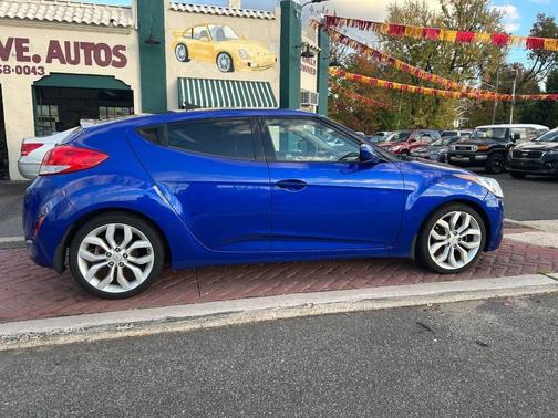 2013 Hyundai Veloster Base