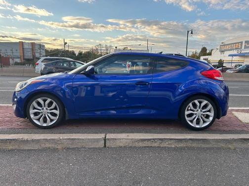 2013 Hyundai Veloster Base