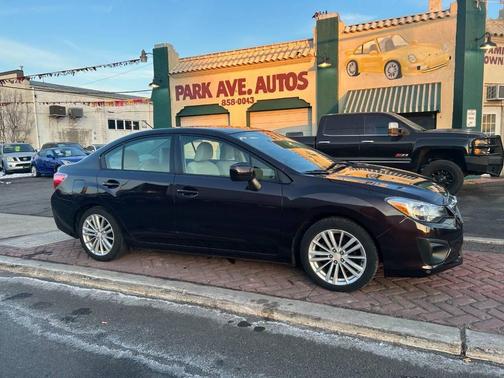 2012 Subaru Impreza 2.0i Premium
