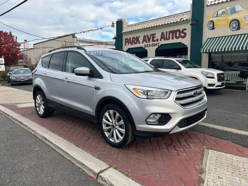 2019 Ford Escape SEL