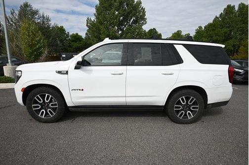 2021 GMC Yukon 4WD AT4