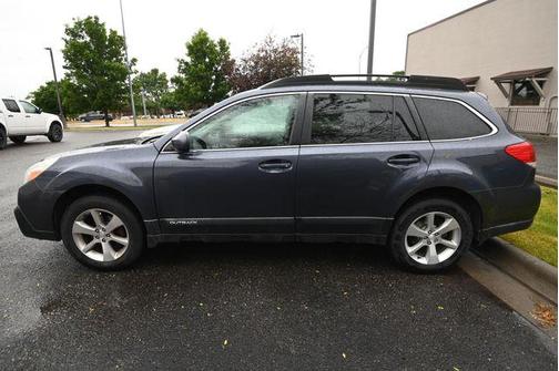 Carbide Gray Metallic 2014 Subaru Outback 2.5i Limited