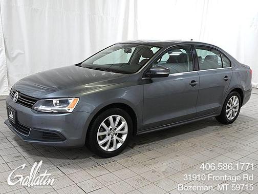 Platinum Gray Metallic 2014 Volkswagen Jetta Auto SE w/Connectivity